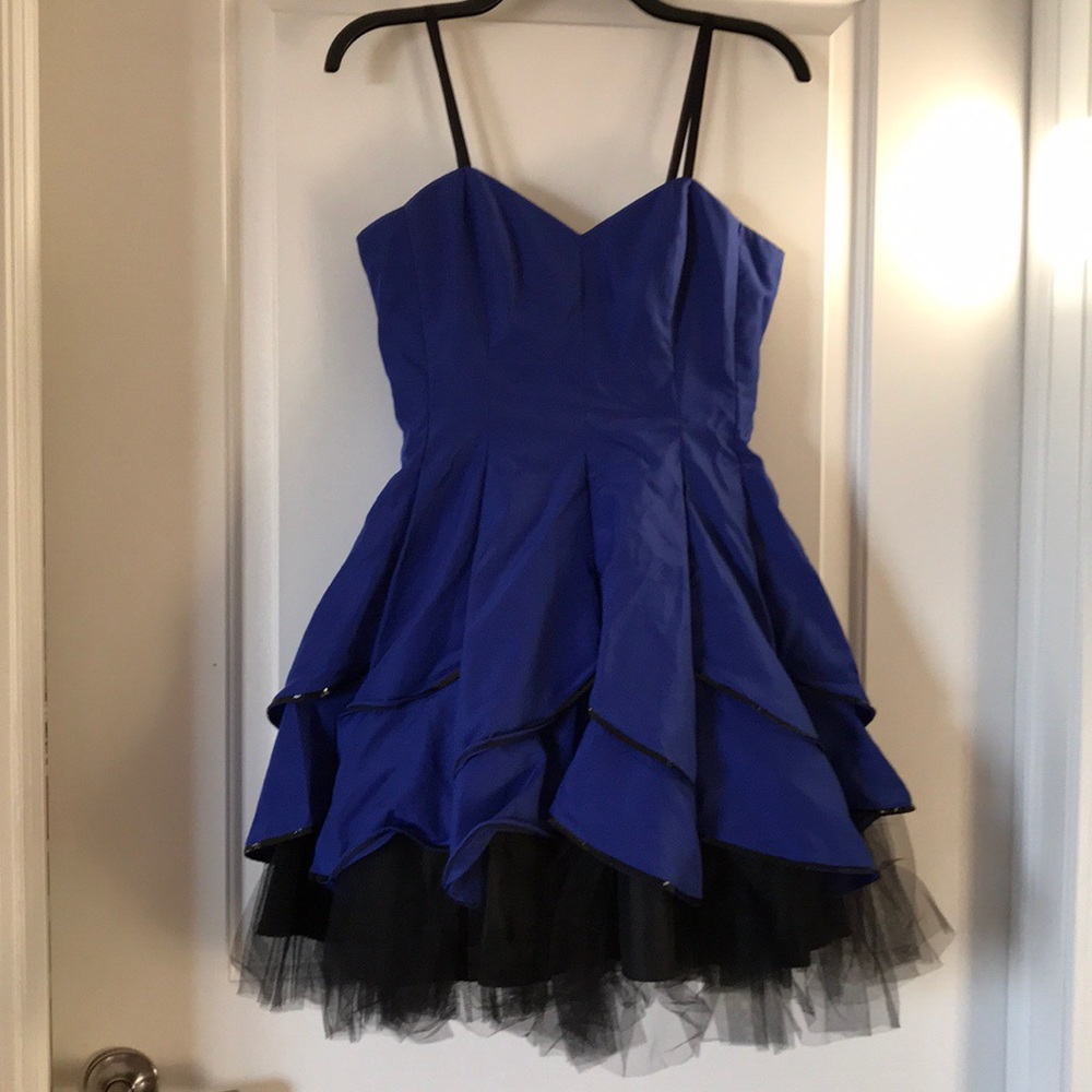 Morgan & Co Prom/homecoming/cocktail dress